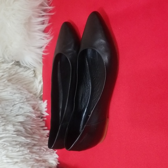 COACH AND FOUR FLAT SHOES - Picture 4 of 11